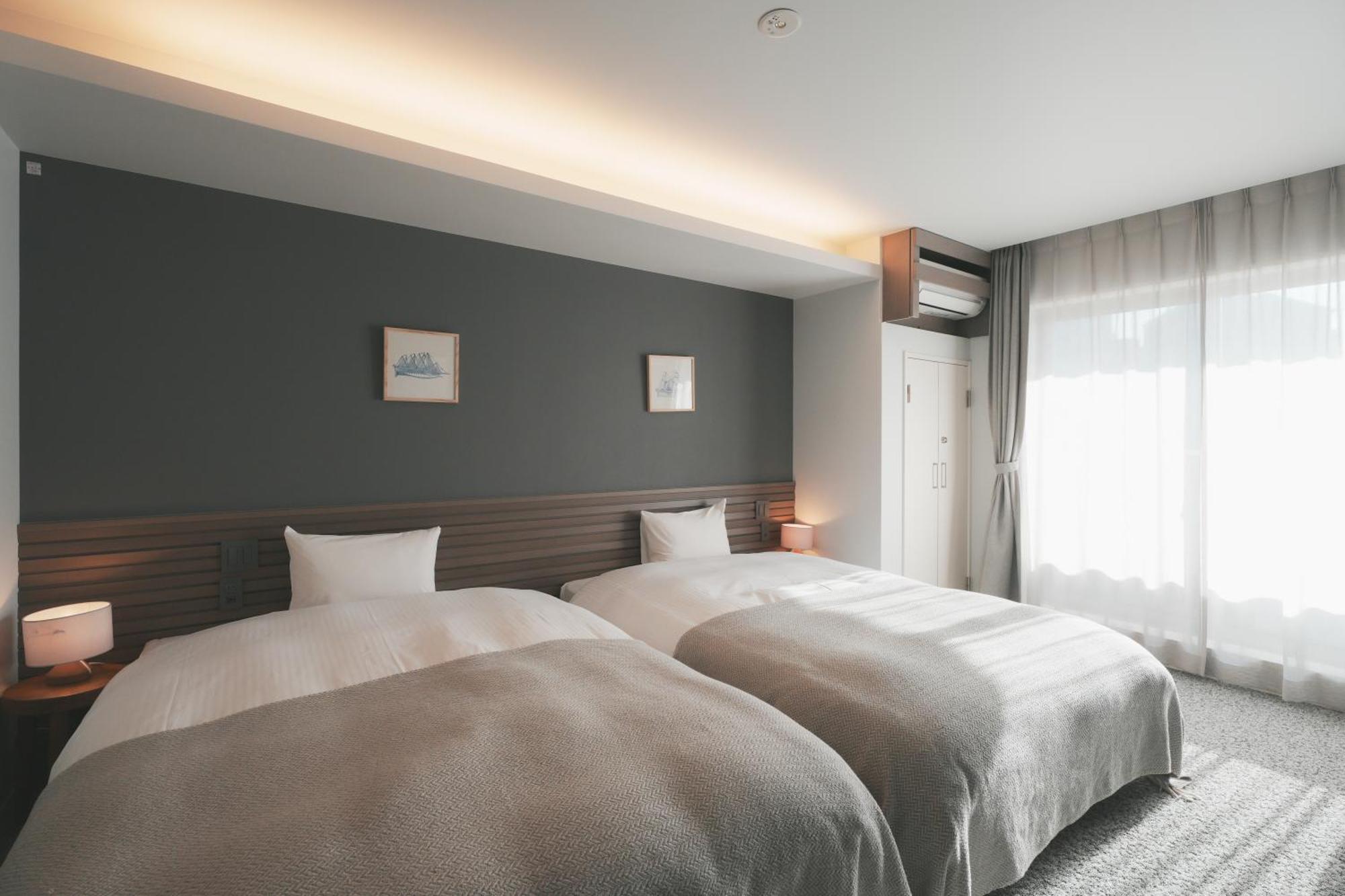 Lazuli Hiroshima Hotel And Lounge Екстер'єр фото